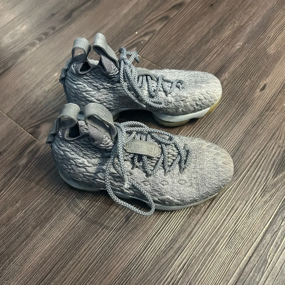 Nike LeBron 15 XV Ashes City Version Size 4